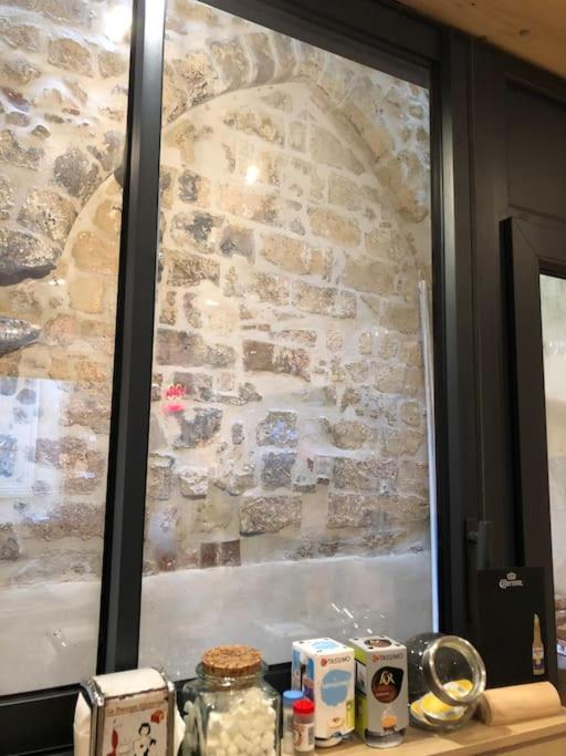 Suite De Charme Au Pied De La Cathedrale Laon Eksteriør billede