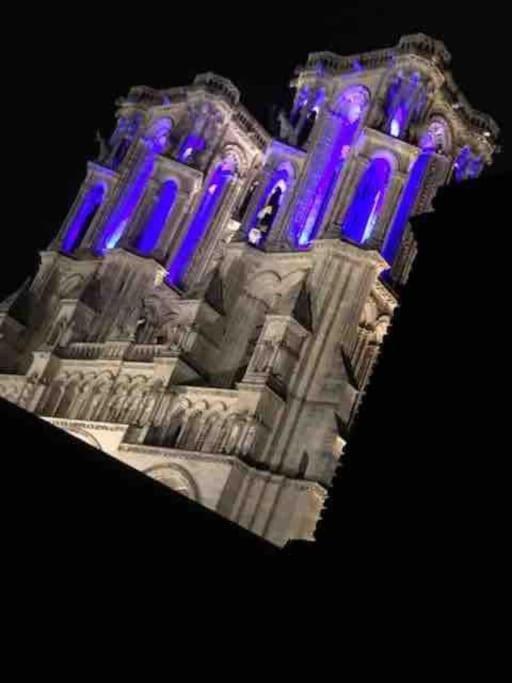Suite De Charme Au Pied De La Cathedrale Laon Eksteriør billede